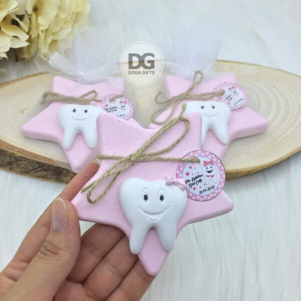 Cute Dental Figurine Magnets for Guests (3)